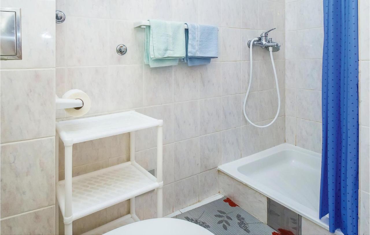 Cozy Apartment In Lokva Rogoznica With Wifi מראה חיצוני תמונה